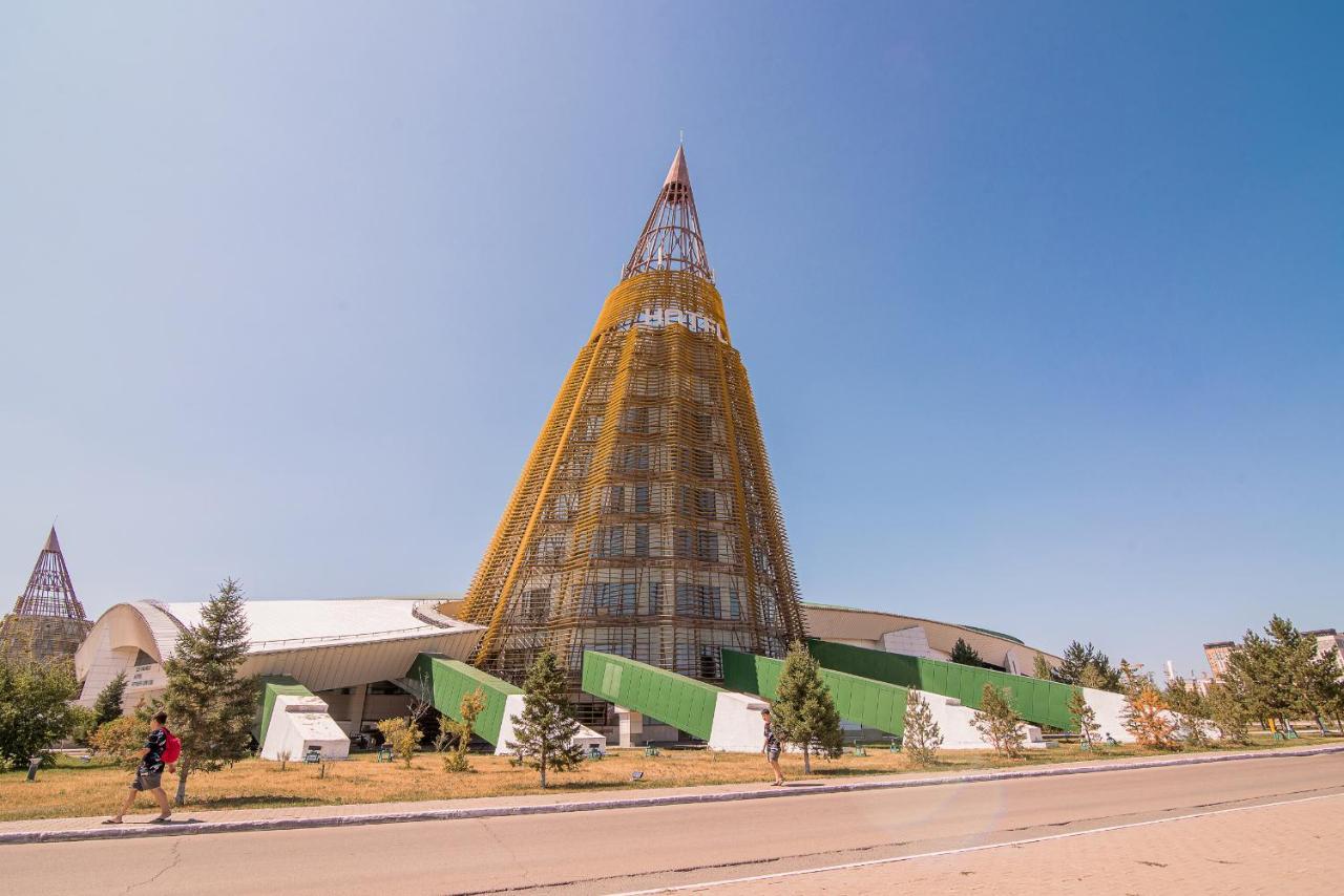 Alau Hotel Astana Exterior foto
