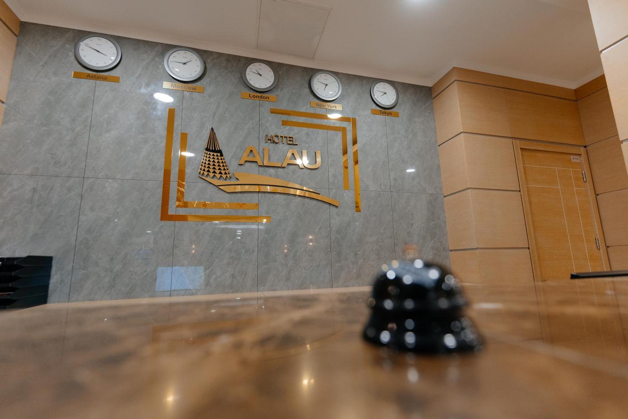 Alau Hotel Astana Exterior foto